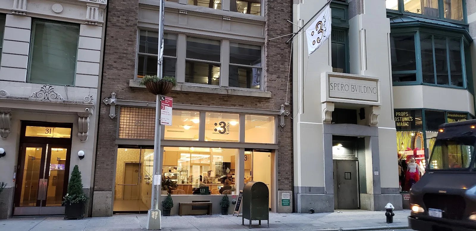 :3Coffee | Flatiron
