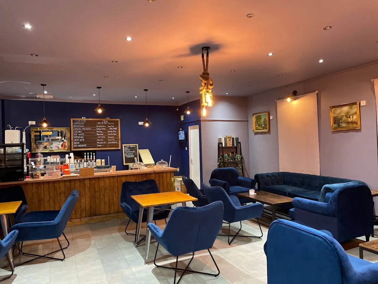 Ana’s Coffee Shop