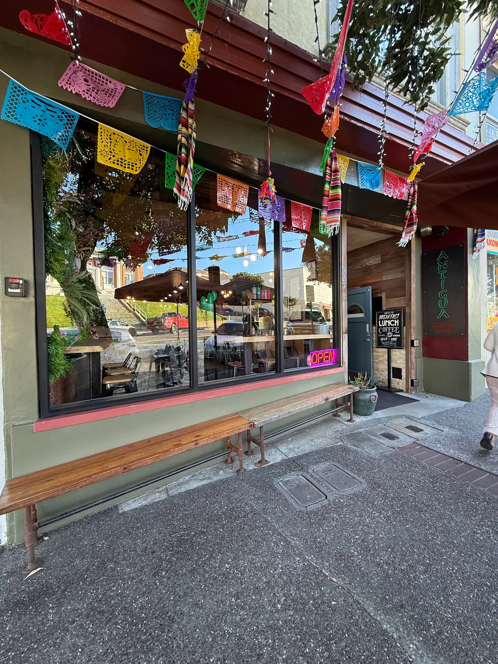 Antigua Coffee Shop in San Francisco, specialty coffee cafe
