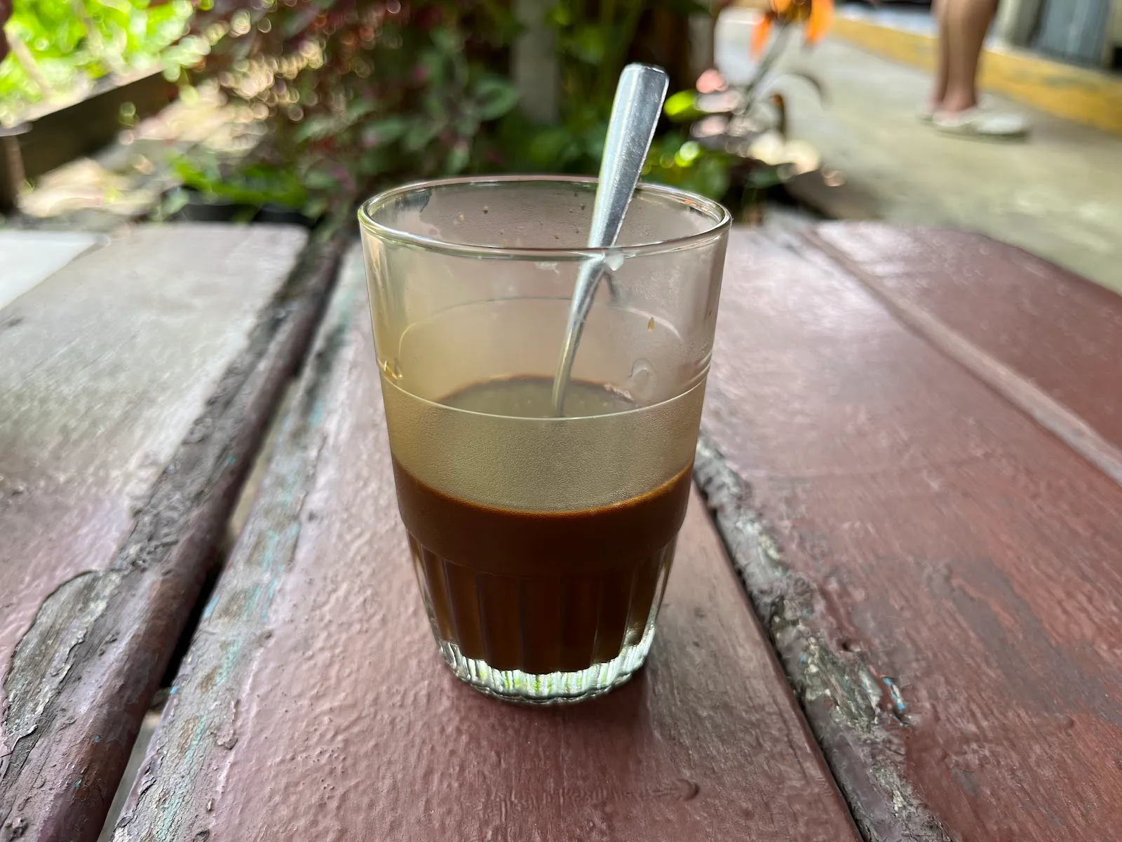 antique dock coffee, floating cafe in bangkok