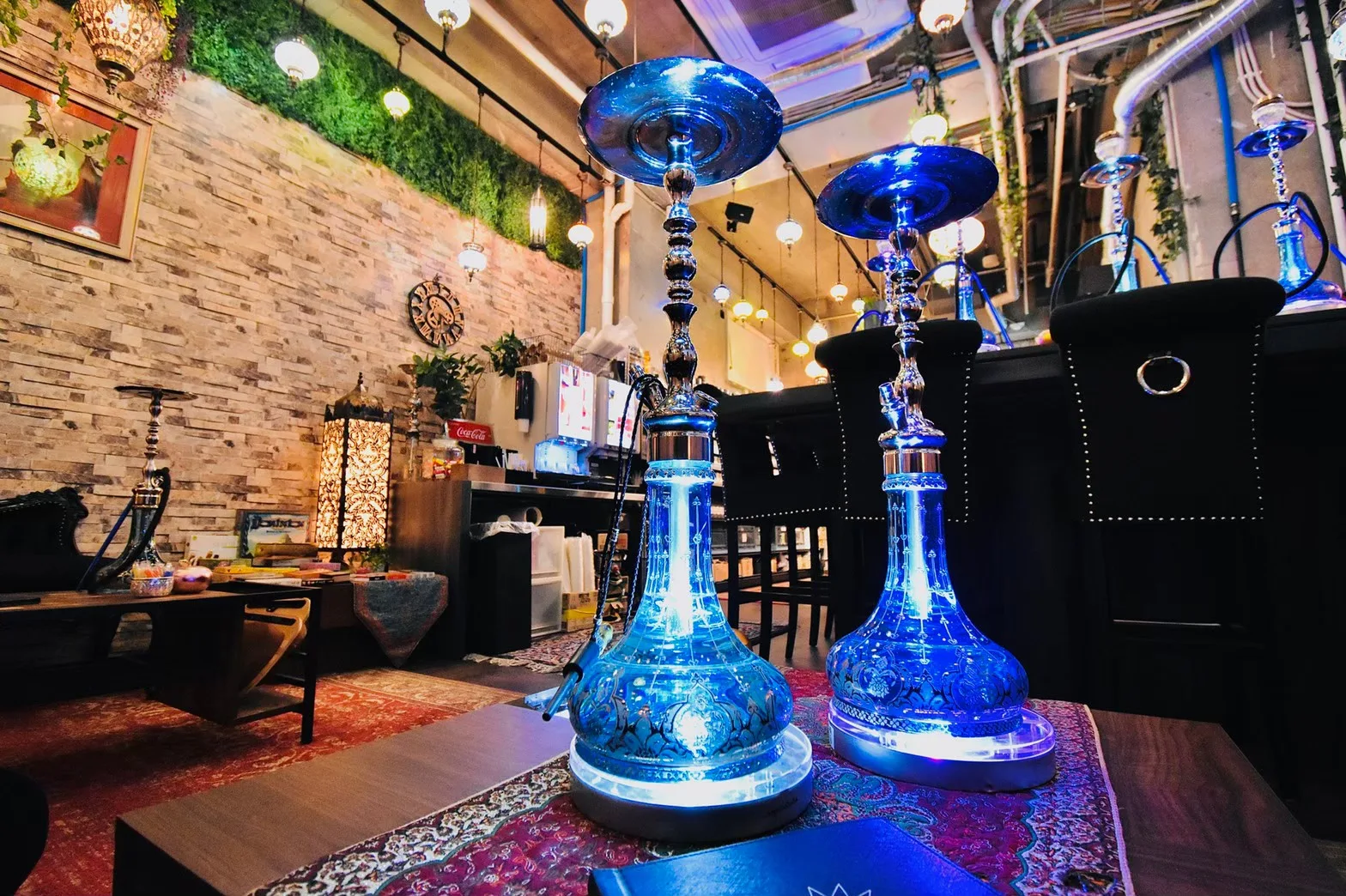シーシャ カフェ&バー AppareShisha アッパレシーシャ心斎橋 アメ村店 in Osaka, specialty coffee cafe
