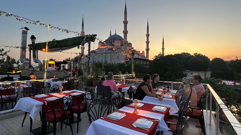 Ararat Terrace Restaurant & Rooftop in Istanbul, specialty coffee cafe
