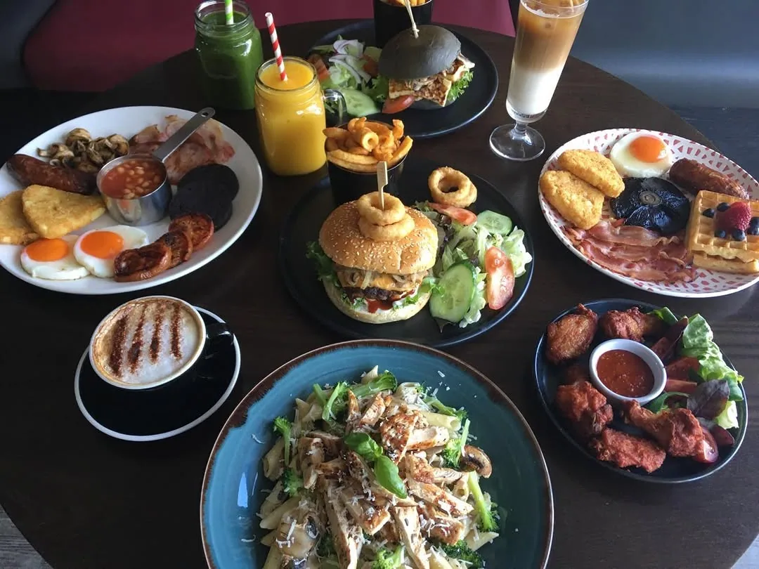 Aroma Cafe Chingford in London, specialty coffee cafe