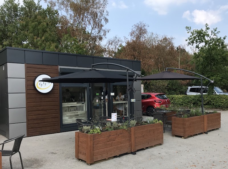 Astbury Mere Country Park in Congleton — specialty coffee cafe