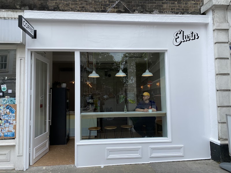 Awen Cafe & Bistro
