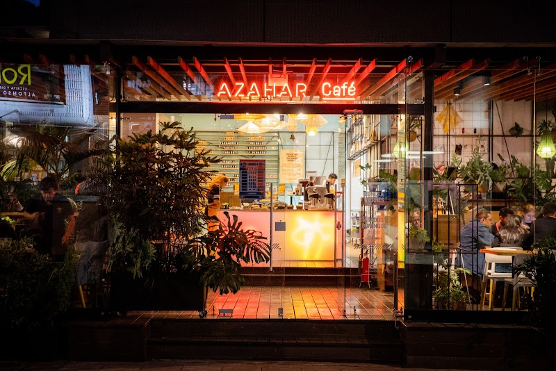 Azahar Coffee Parque 93 in Bogotá — specialty coffee cafe