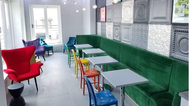 Batter & Crumbs Vegan Bakery and Cafe in Philadelphia — specialty coffee cafe