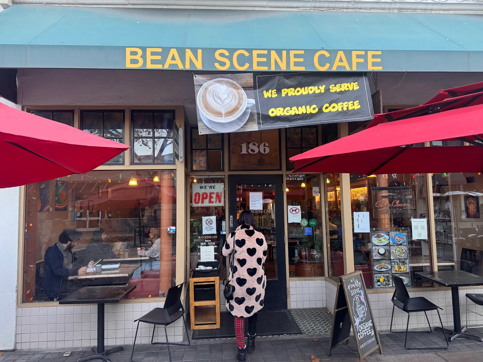Bean Scene Café.