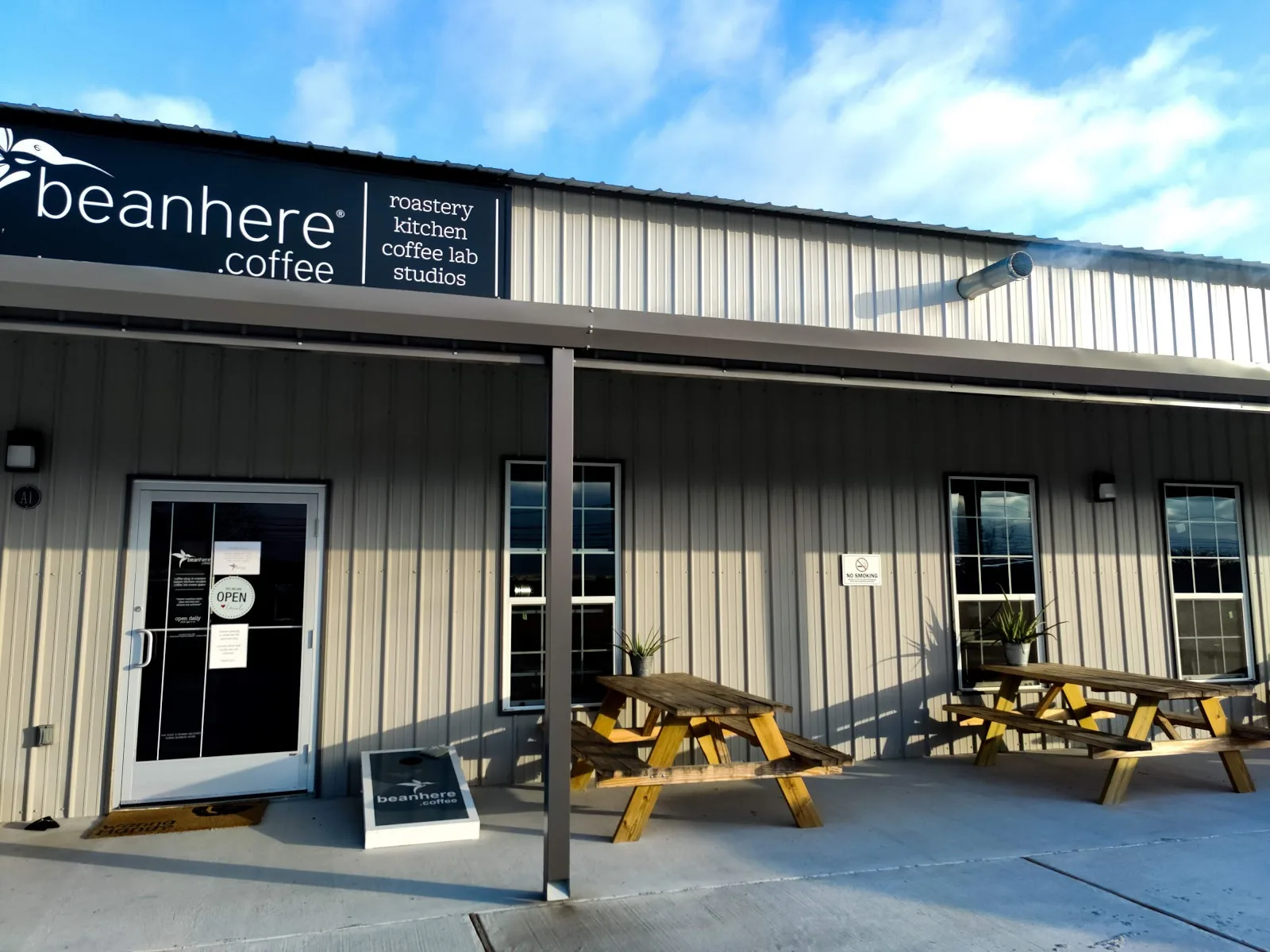 beanhere coffee lab & studios