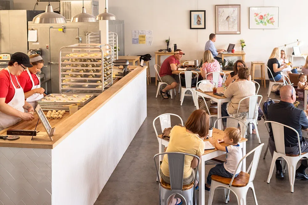 black dog coffeehouse café, lenexa
