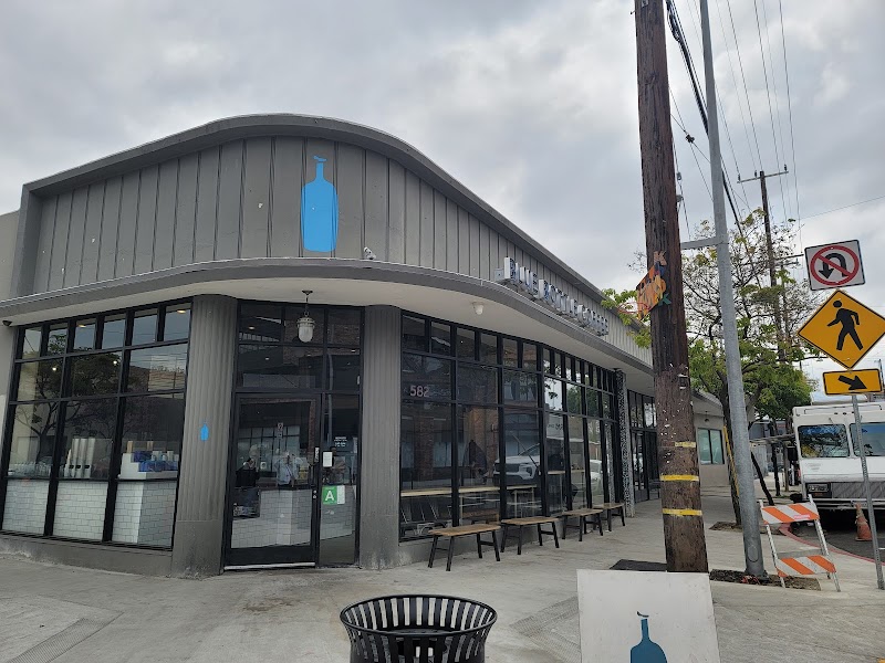 Blue Bottle Coffee in Los Angeles, specialty coffee cafe