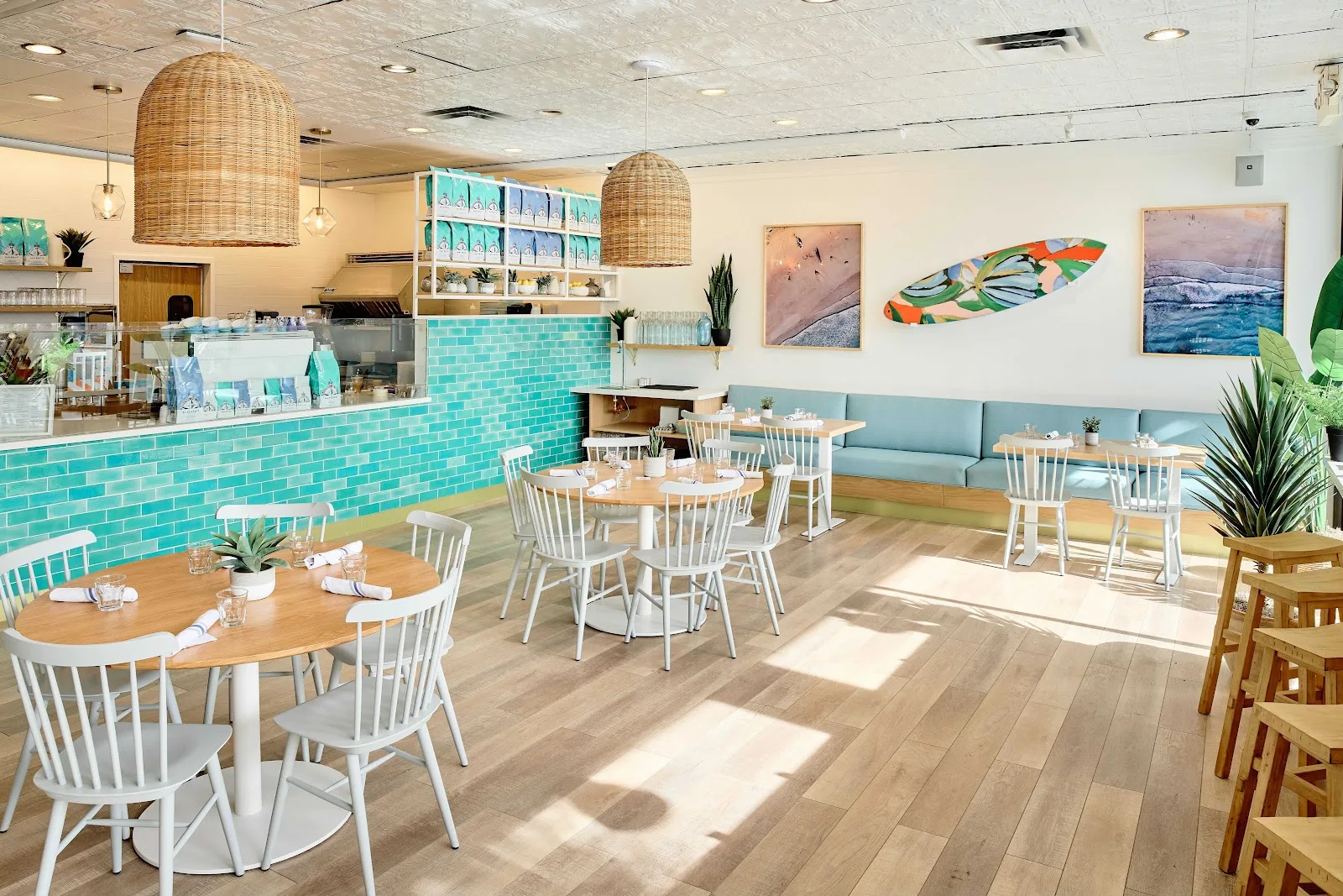 Bluestone Lane Manhattan Beach Café in Los Angeles, specialty coffee cafe