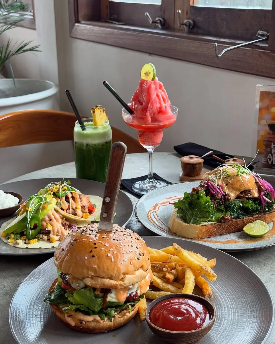 Bukit Cafe (via instagram)