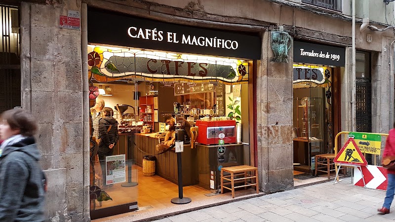 Cafès El Magnífico in Barcelona, specialty coffee cafe