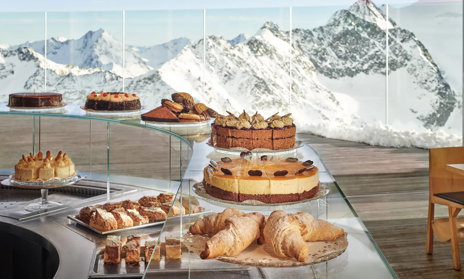 café 3440 on the pitztal glacier, cable-car cafe in pitztal