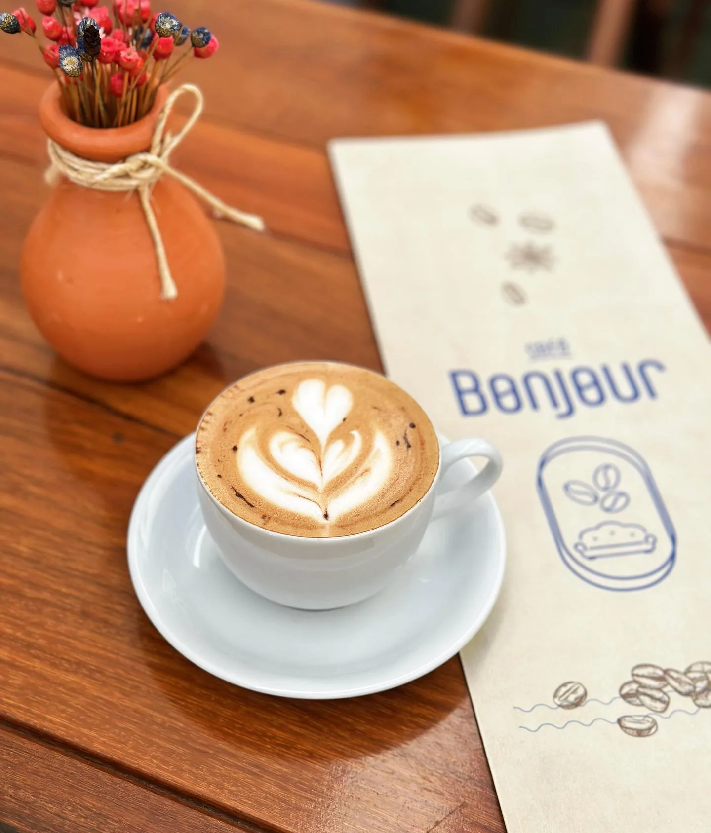 Café Bonjour in Belo Horizonte — specialty coffee cafe