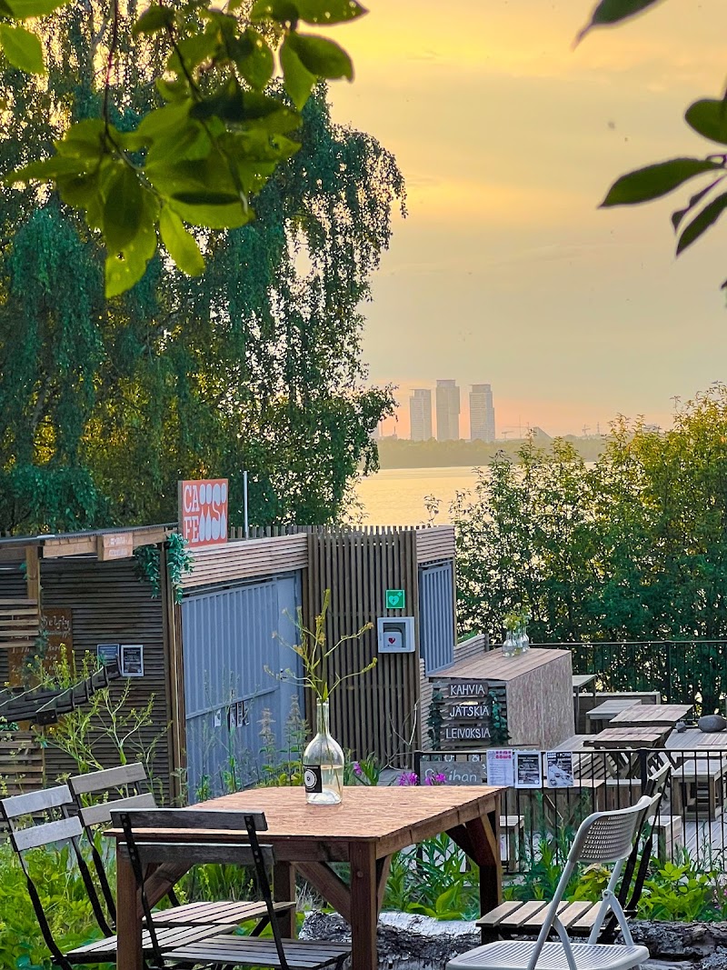 Cafe Iisi