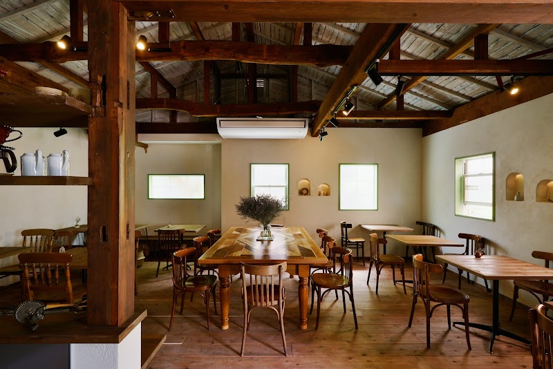 Cafe Loup AZ in Hasuda — specialty coffee cafe