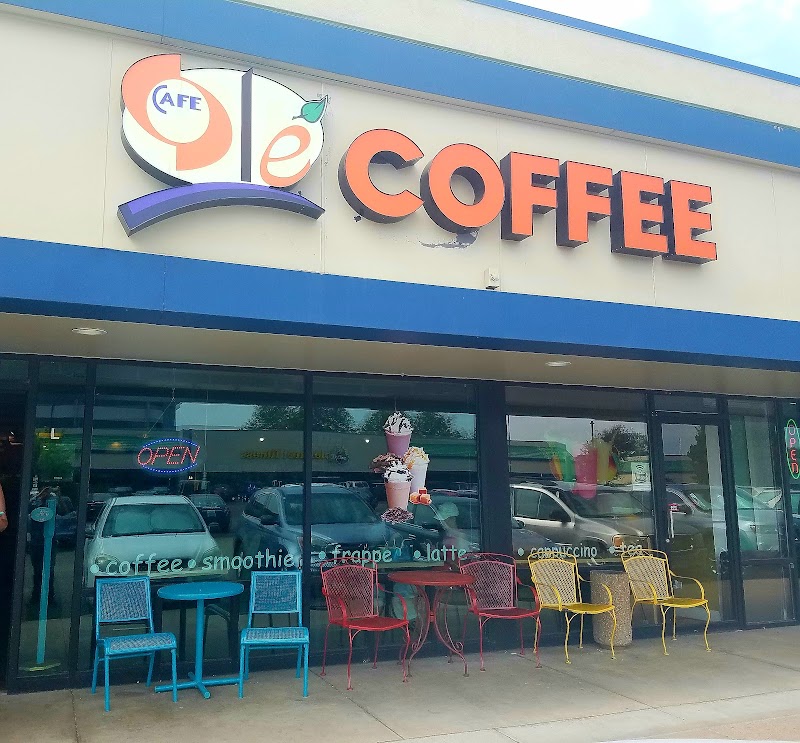 Cafe Ole in Lakewood, specialty coffee cafe