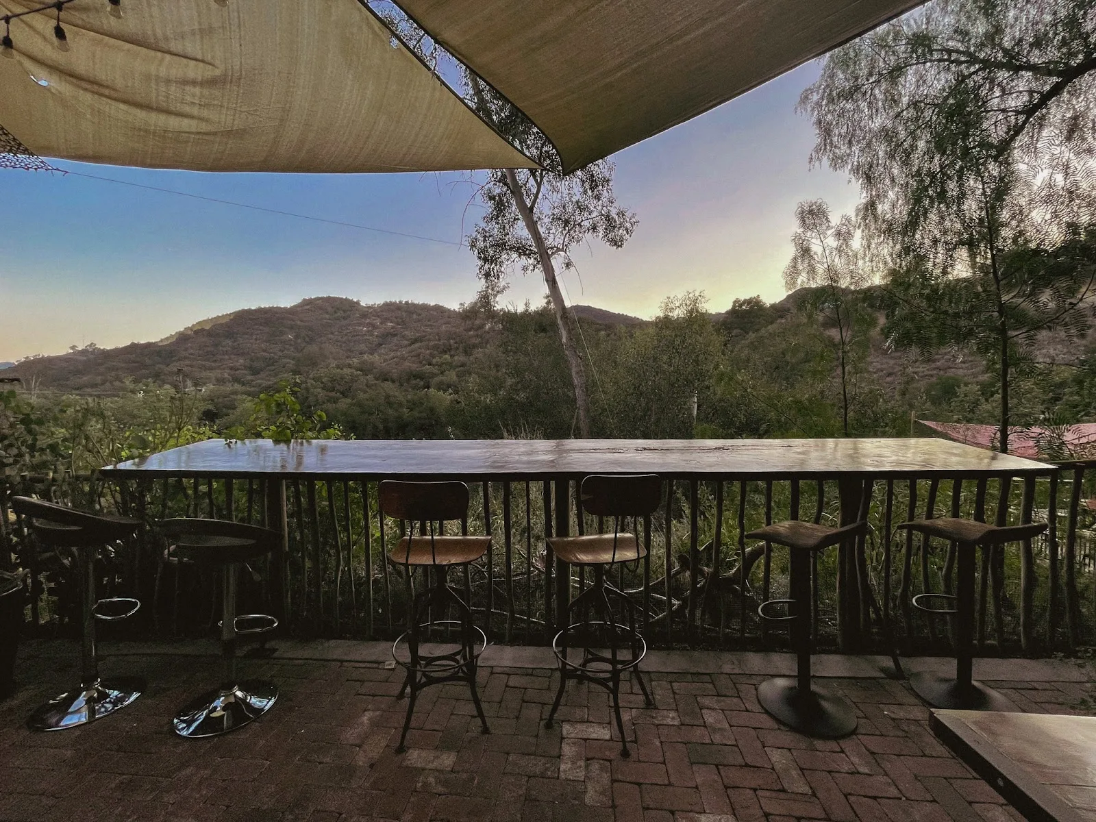 Cafe on 27 in Los Angeles, specialty coffee cafe