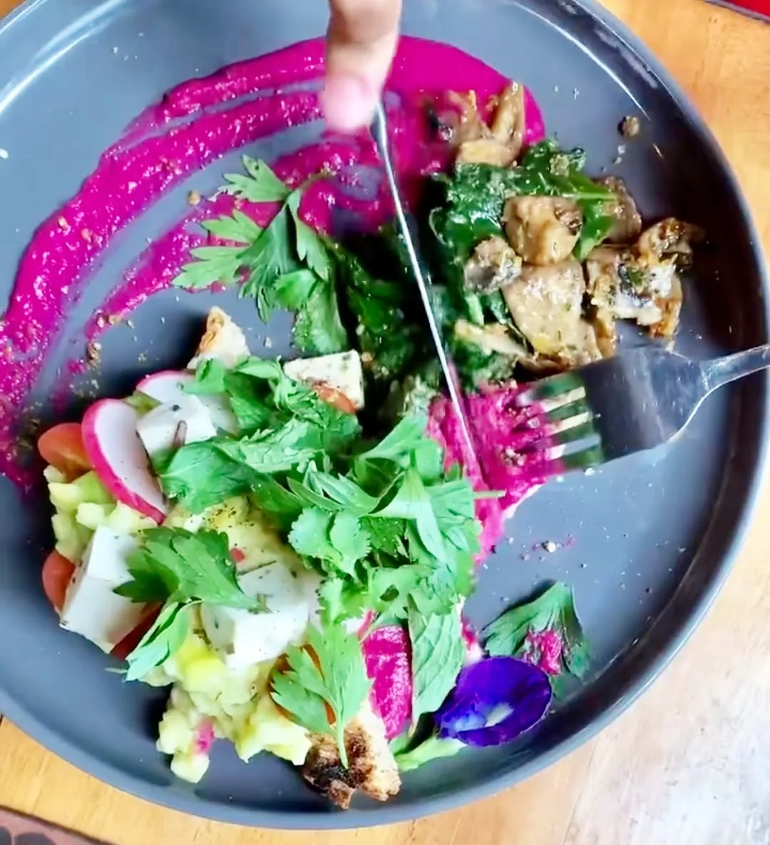 CAFE VIDA Healthy Organic Restaurant Canggu (via instagram)