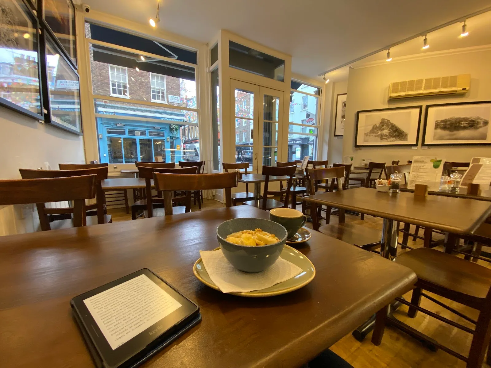 Cafein in Washington, specialty coffee cafe
