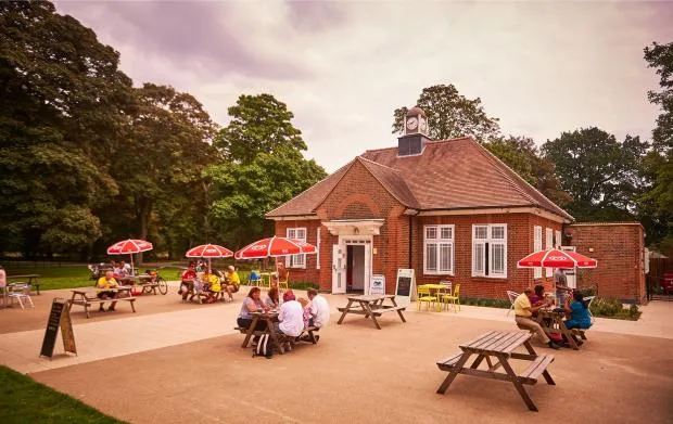 Cassiobury Park