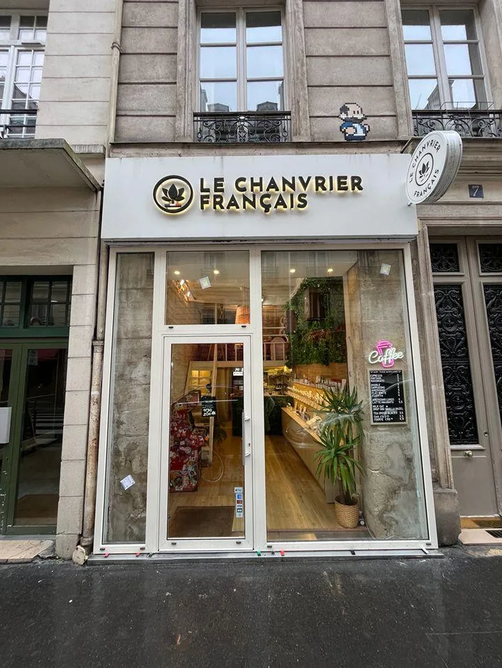 CBD Paris 4 - Le Chanvrier Francais - Le marais in Paris, specialty coffee cafe