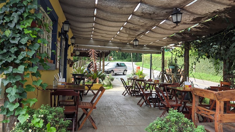 Chalé das Flores Café