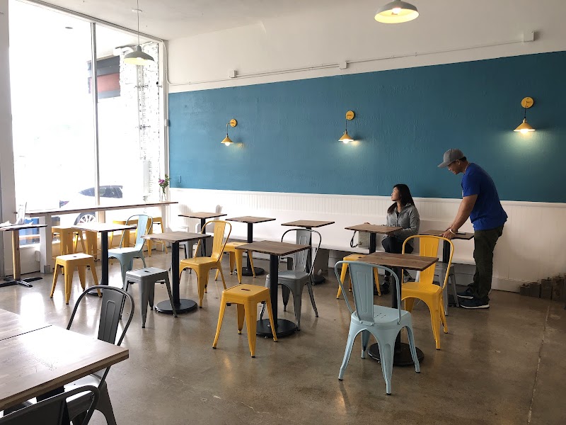CHALOS in San Francisco, specialty coffee cafe