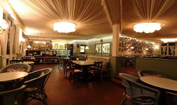 Chamiers Cafe