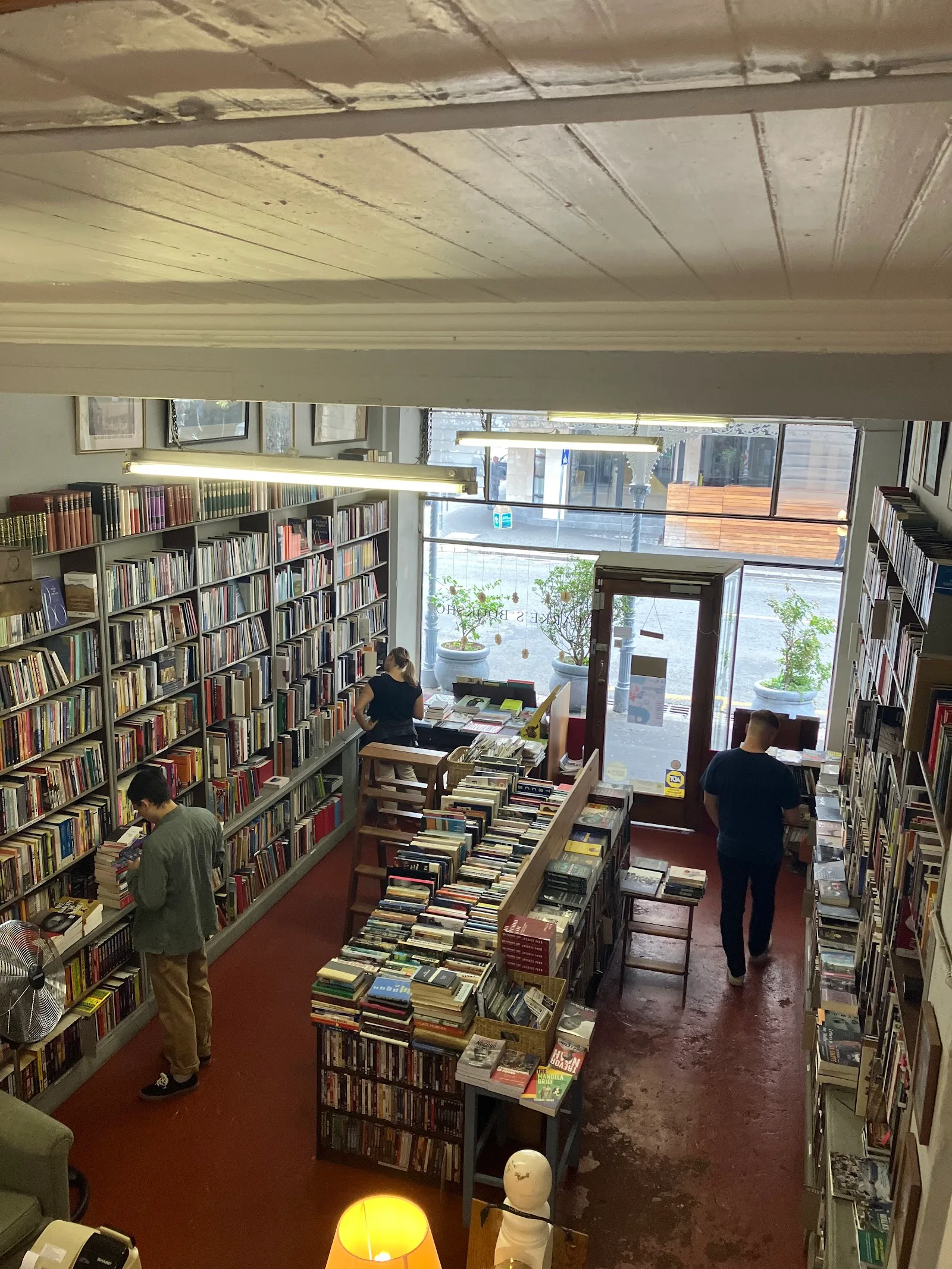 clarke's bookshop, bookshop cafe in cape town
