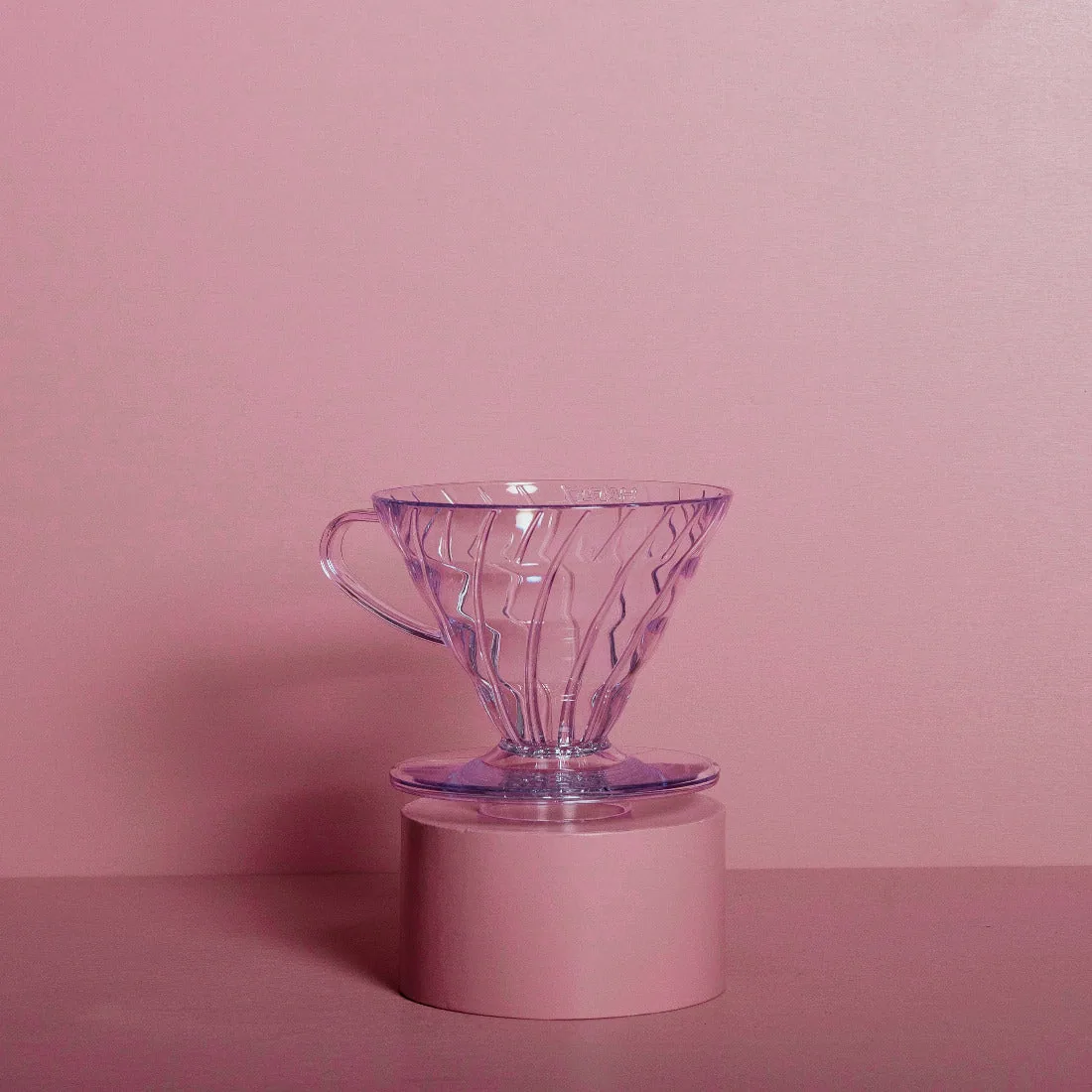 hario v60 filter · transparent coffee by zwoo kaffeeröster ⎮ kaffeefenster