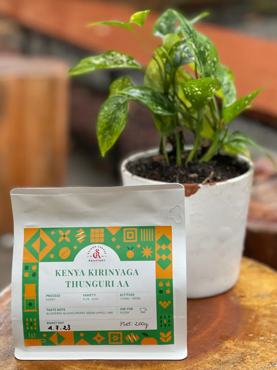 kenya kirinyaga thunguri aa washed coffee by saigon coffee roastery