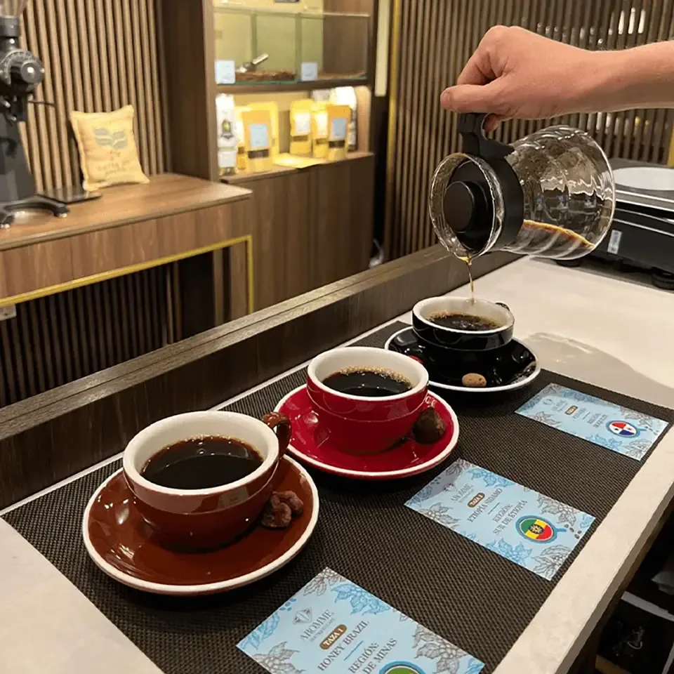 aromme cata de cafés exclusivos - colombia coffee by aromme boutique du café