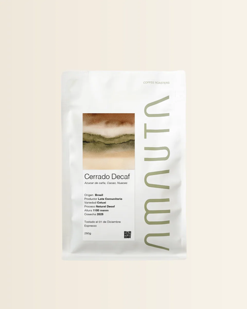 brasil cerrado decaf coffee by amauta coffee