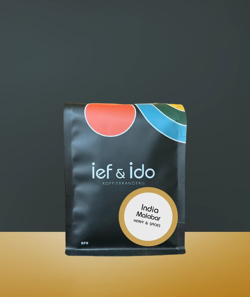 india malabar coffee by ief&ido coffee roasting shop/bar