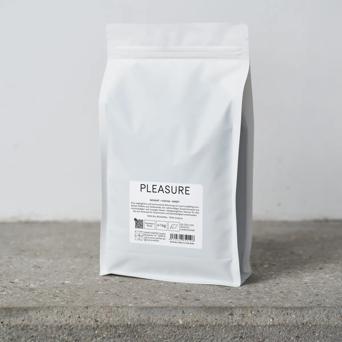 pleasure blend [organic] - brazil + peru coffee by nano kaffee rösterei
