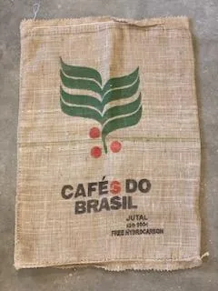 brazil cerrado 17/18 (green coffee beans) coffee by banyan coffee co.