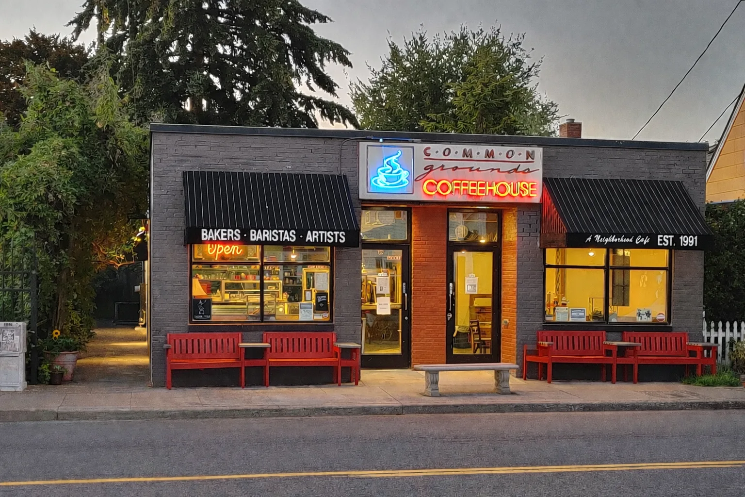 Common Grounds Coffeehouse