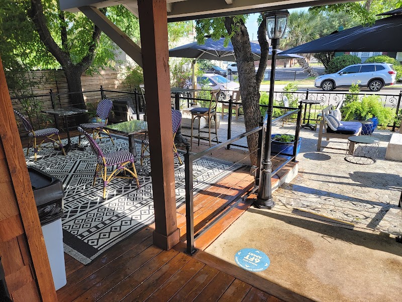 CommonWealth Coffeehouse & Bakery in San Antonio — specialty coffee cafe