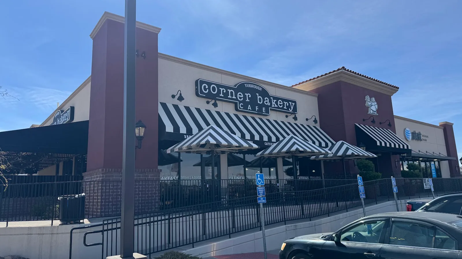 Corner Bakery Cafe