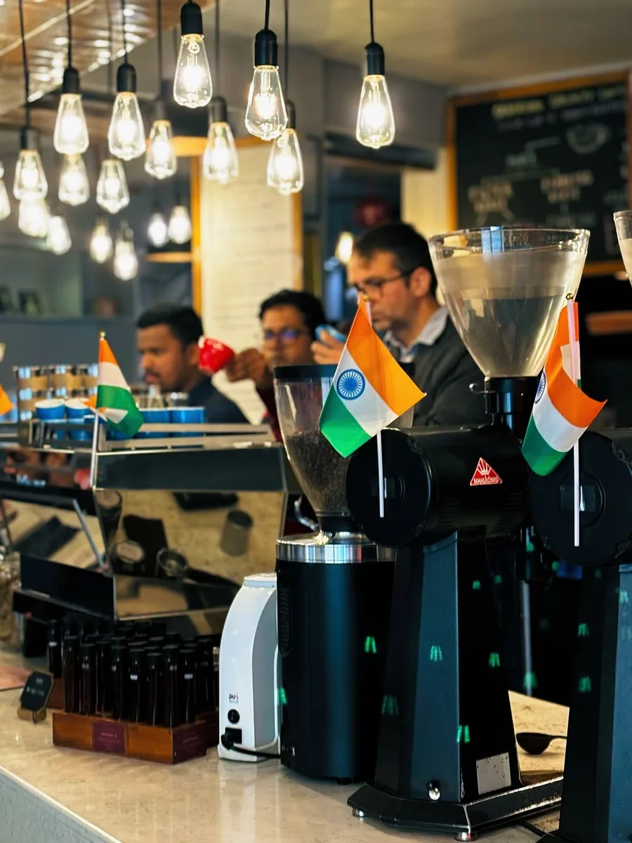 Curious Life Coffee Roasters: BLUE (via instagram)