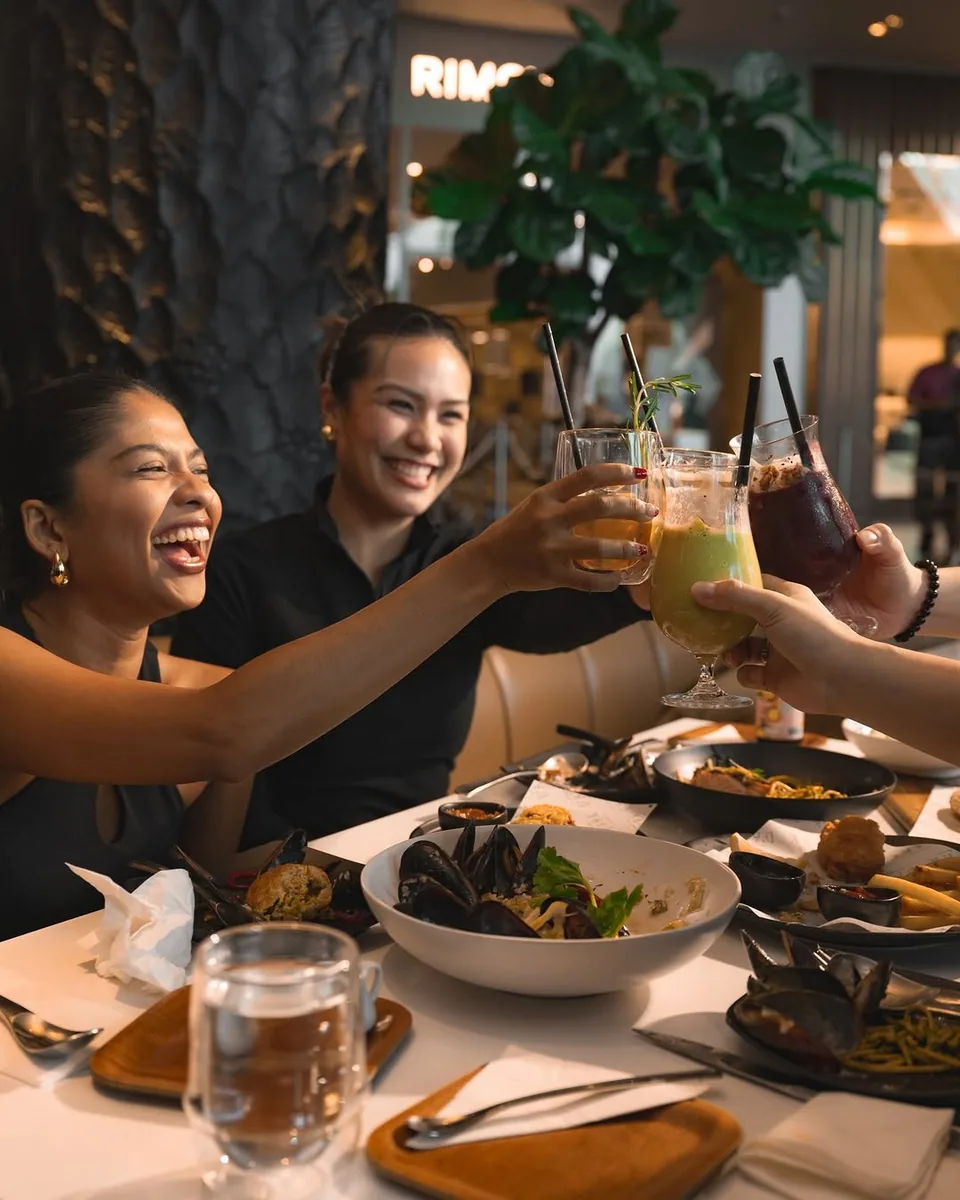 D'ARK Iconsiam - Comfort food & Specialty Coffee (via instagram)