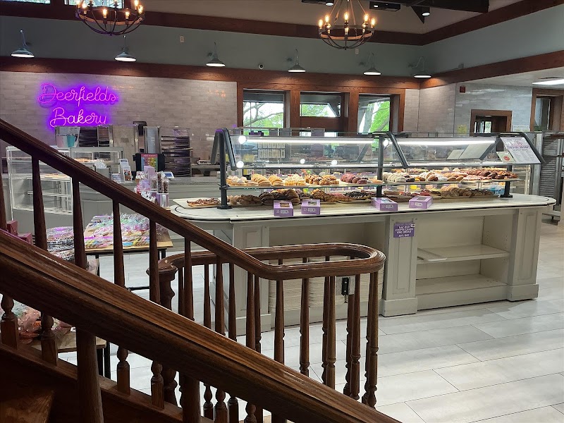 Deerfields Bakery - Buffalo Grove in Chicago, specialty coffee cafe