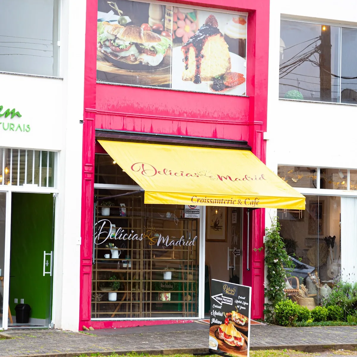 Delicias Madrid - Croissant Café Curitiba in Curitiba — specialty coffee cafe