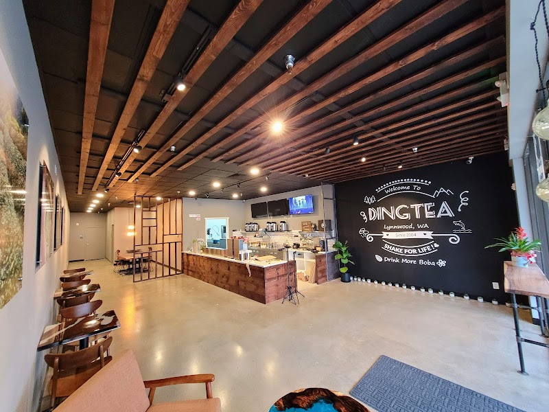 Ding Tea & 36 Streets Vietnamese Coffee
