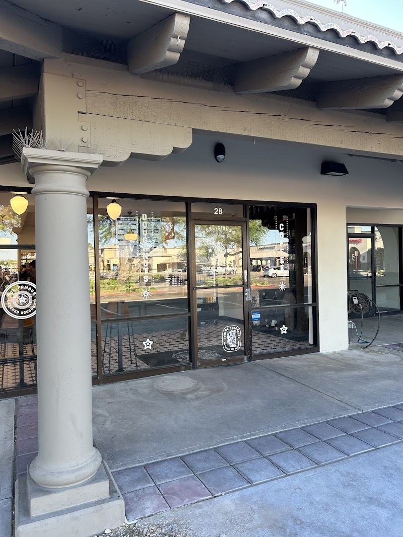 Donut Parlor in Phoenix, specialty coffee cafe