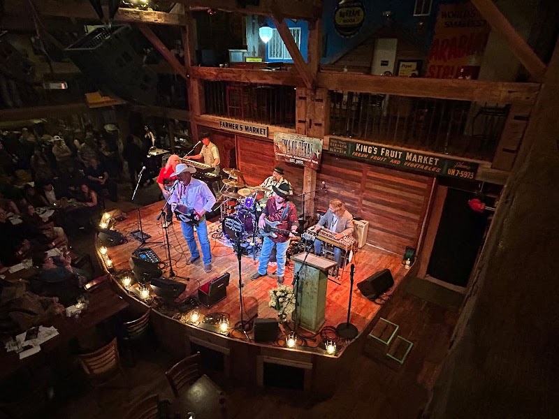 Dosey Doe - The Big Barn in Houston, specialty coffee cafe