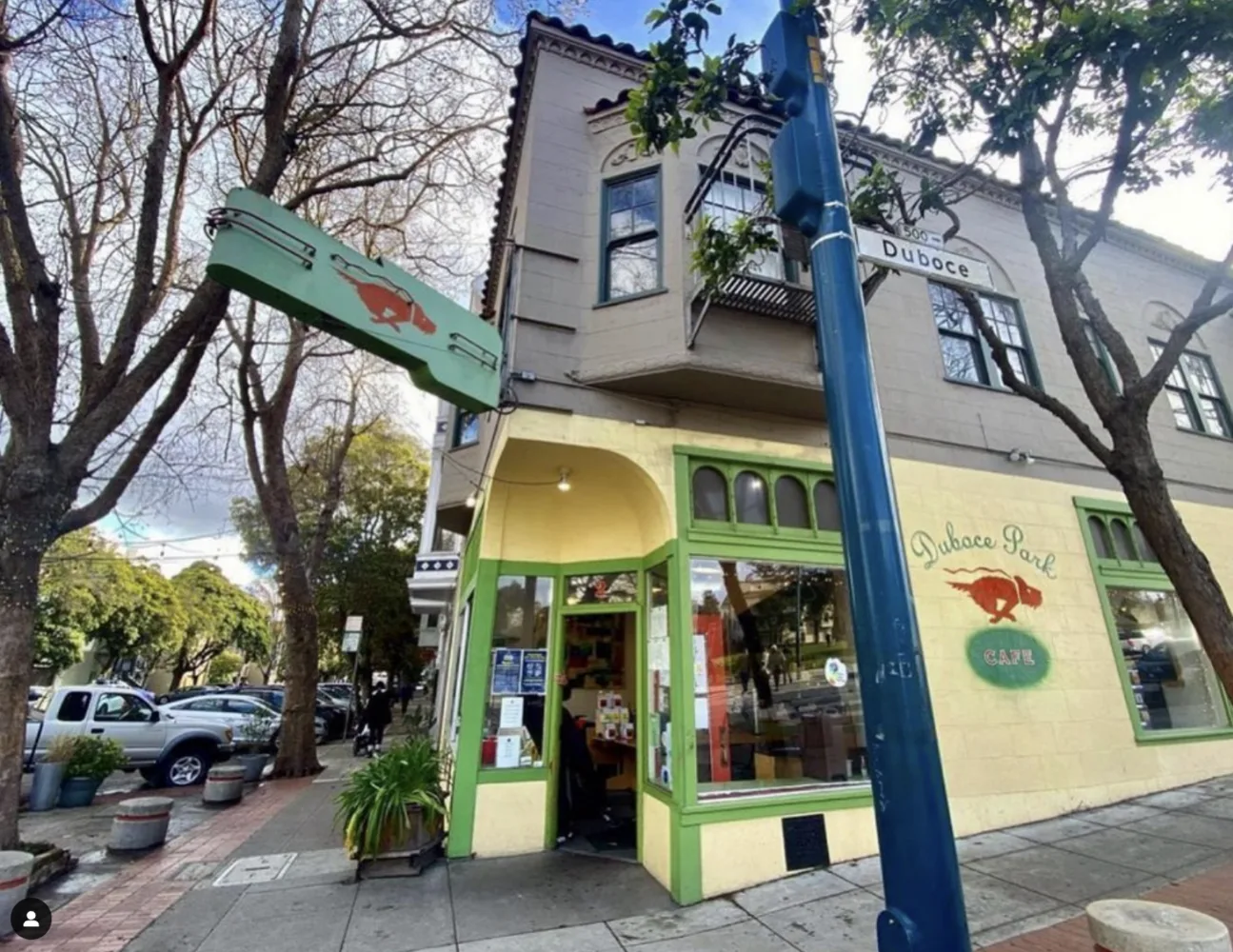 Duboce Park Cafe in San Francisco, specialty coffee cafe